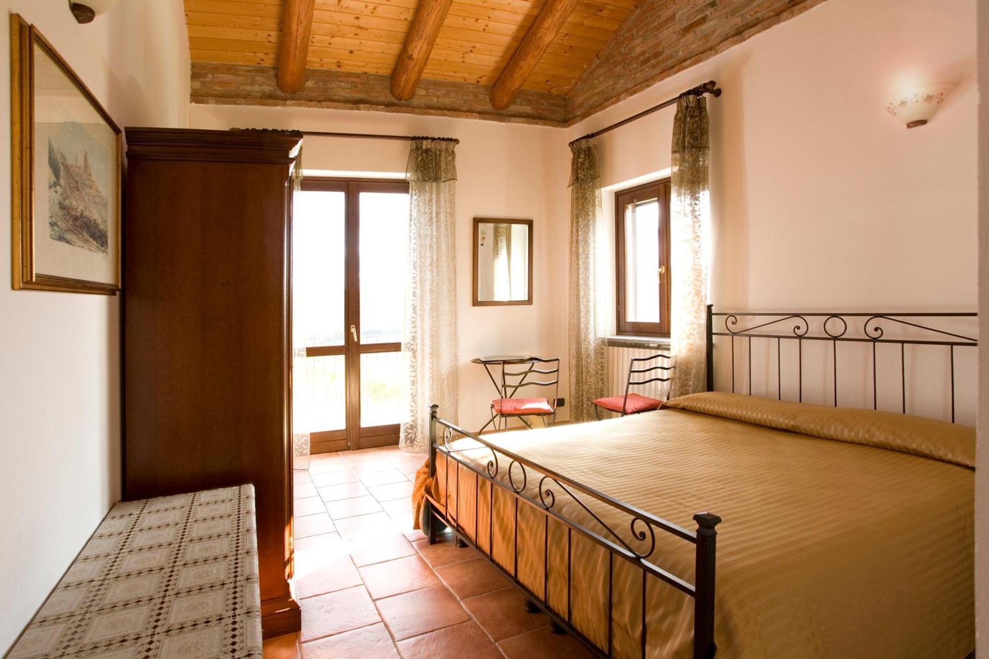 Agriturismo Antichi Poderi Gallina Neive Ngoại thất bức ảnh
